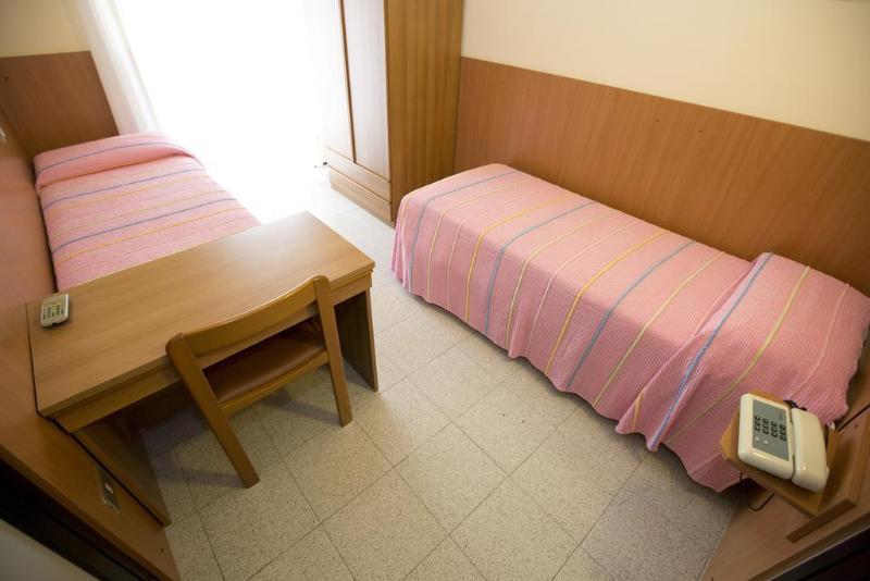 Hotel Ganfo シルミオーネ エクステリア 写真
